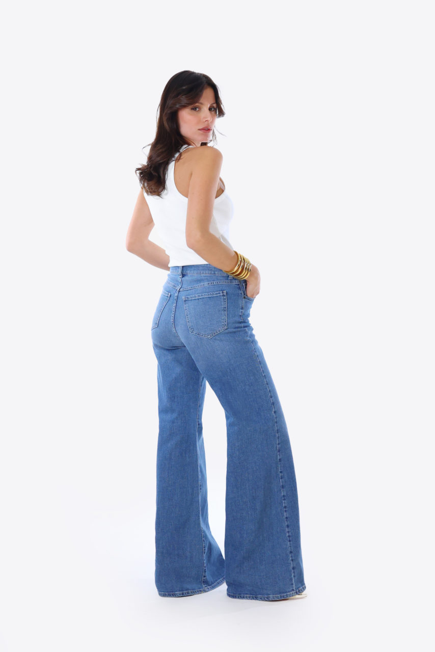 9X2A7653