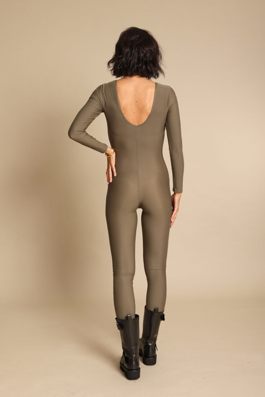 FW26 122
