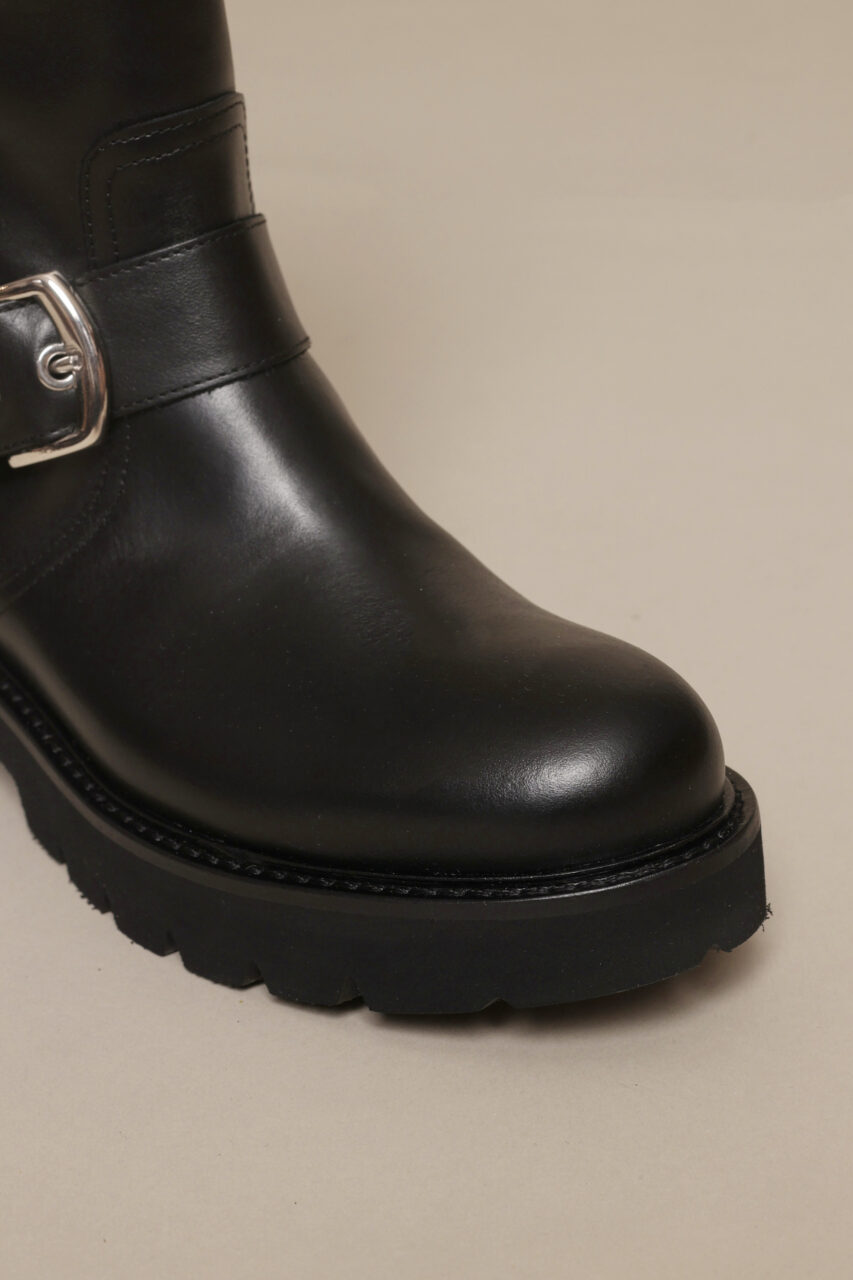 FW26 74