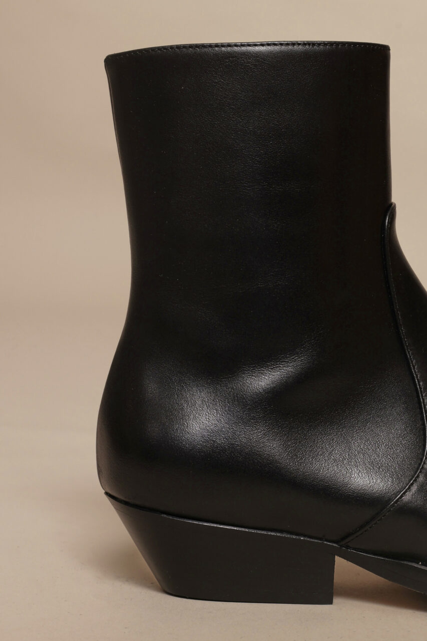 FW26 79