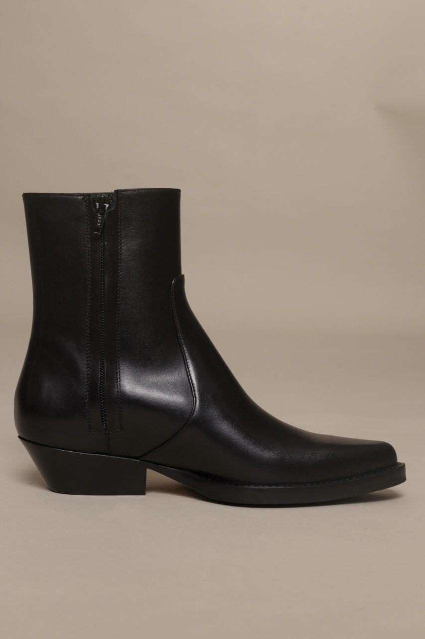 FW26 81